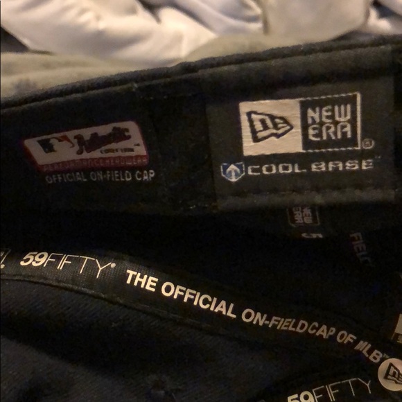 Black New York Yankees hat - Picture 5 of 6